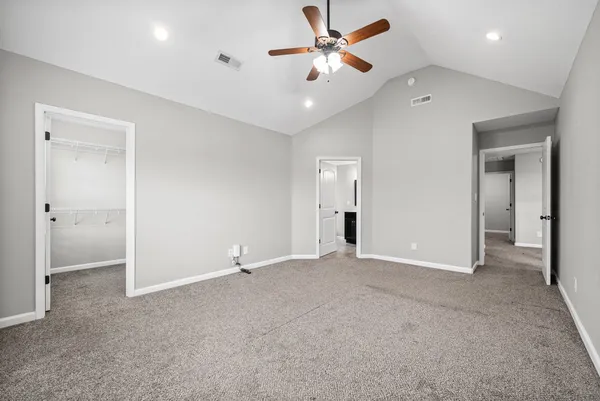 $2,100 | 739 Gaine Lynn Drive, Clarksville, TN 37040