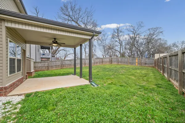 $2,100 | 739 Gaine Lynn Drive, Clarksville, TN 37040