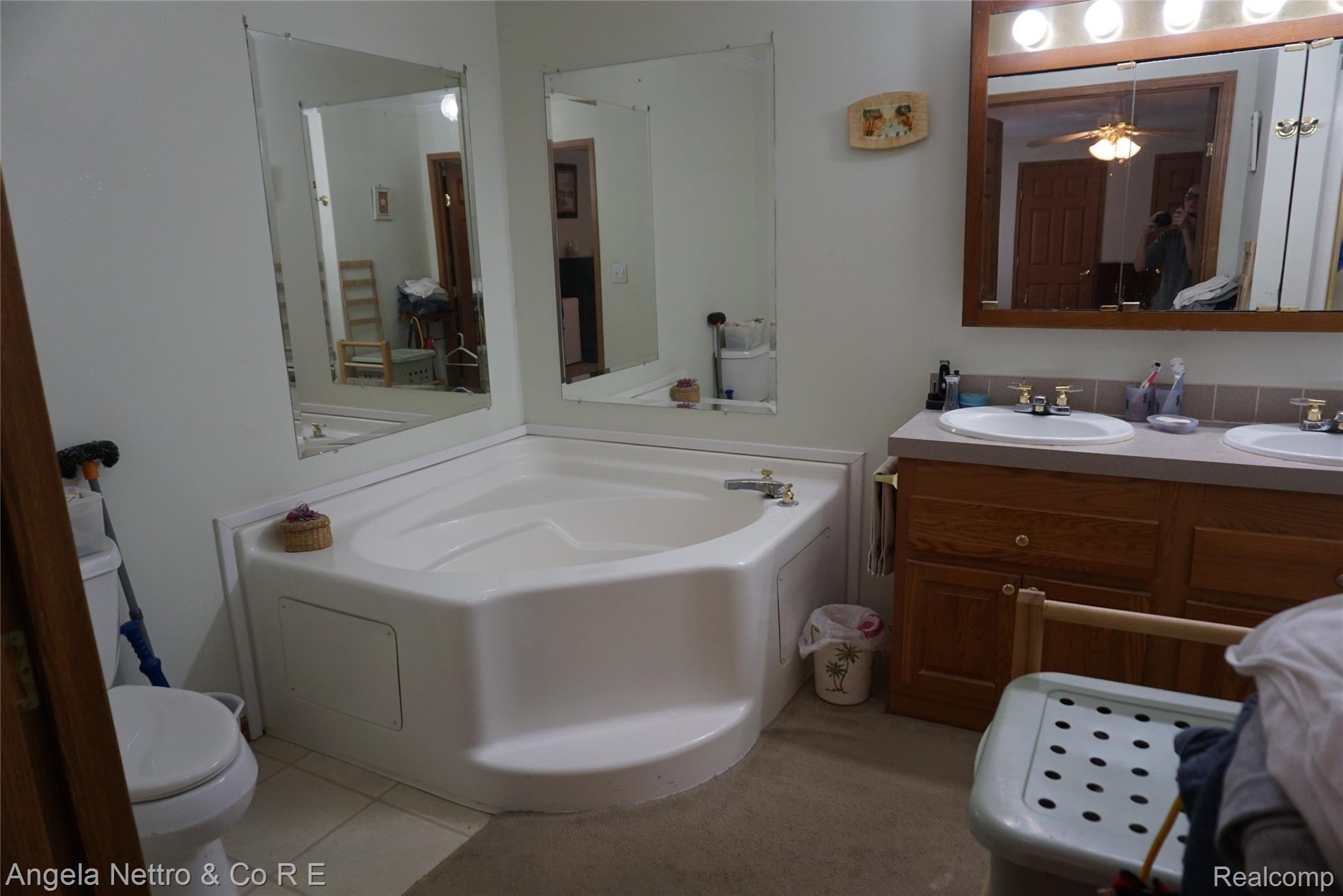 50428 Bog Road Belleville, MI 48111 - Photo 28 of 34 DSC02727.JPG