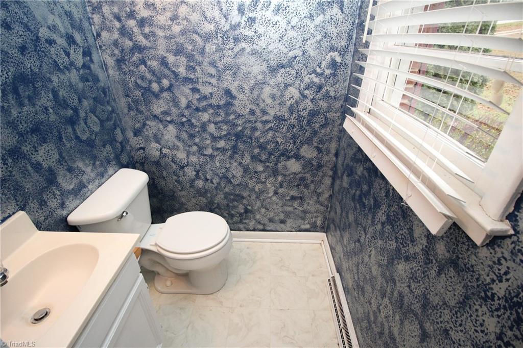 4613 Walkertown Community Center Road Walkertown, NC 27051 - Photo 13 of 22 Gallery Image 13