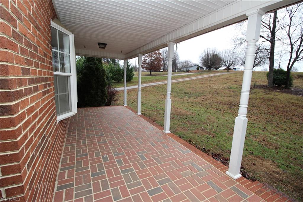 4613 Walkertown Community Center Road Walkertown, NC 27051 - Photo 3 of 22 Gallery Image 3