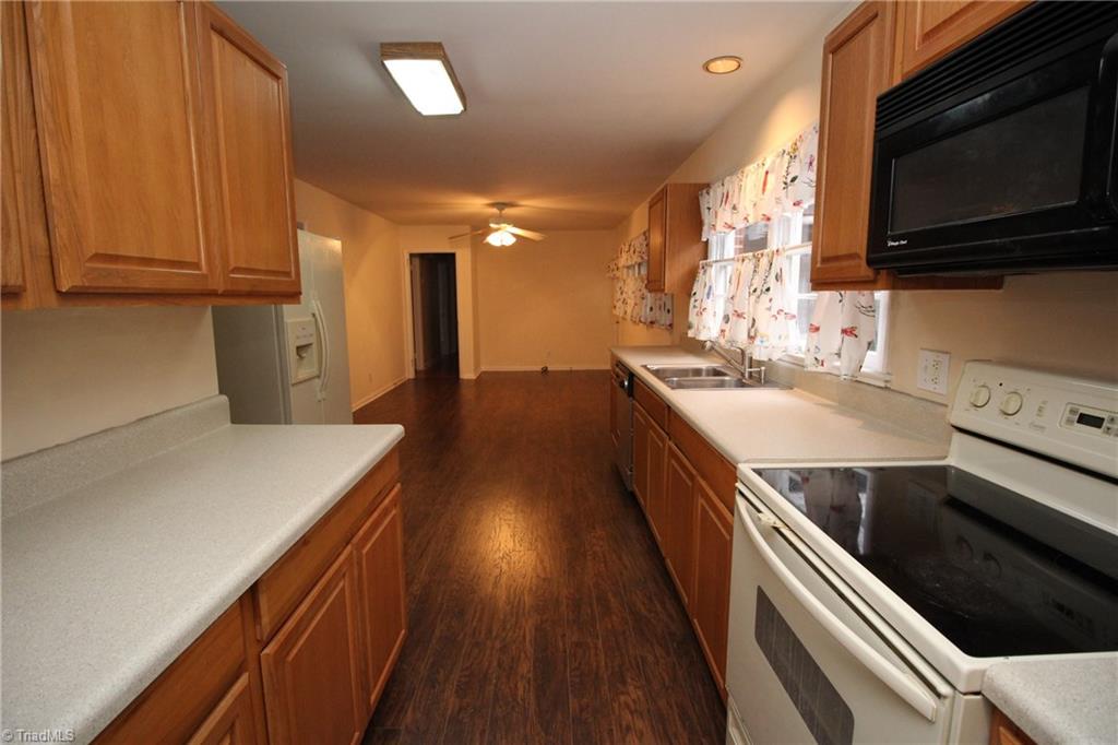 4613 Walkertown Community Center Road Walkertown, NC 27051 - Photo 9 of 22 Gallery Image 9