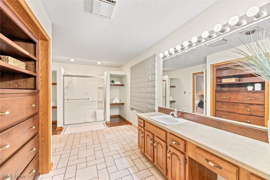 4340 Granger Road Akron, OH 44333 - Photo 29 of 35
