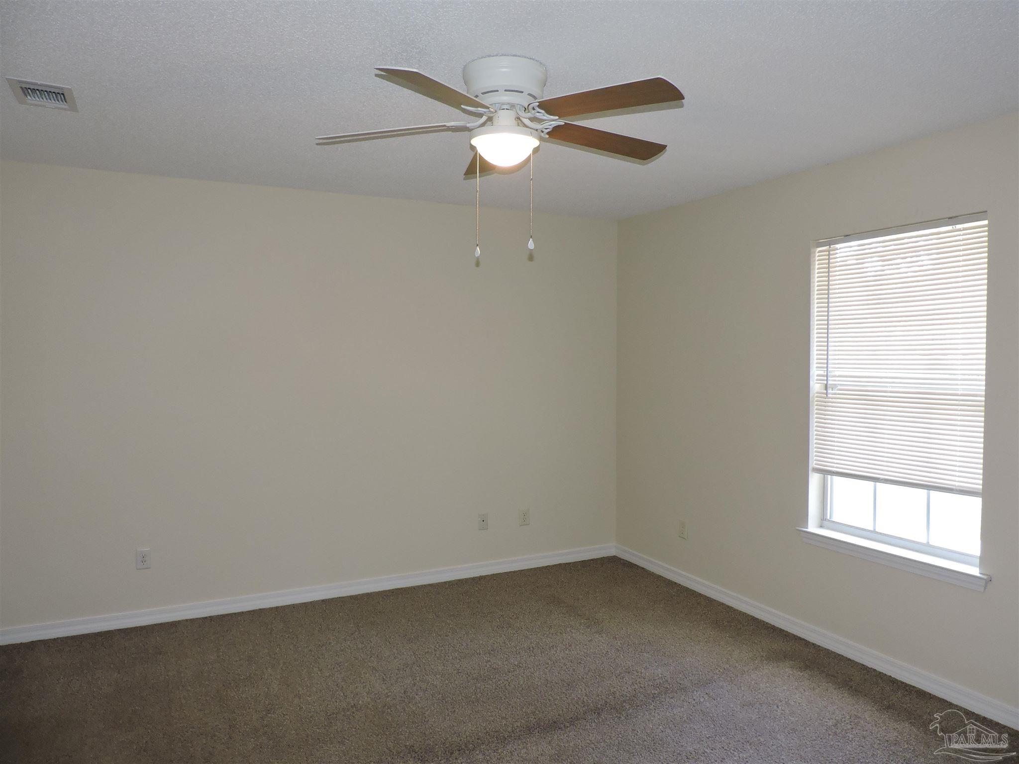 1607 Dee's Road Pensacola, FL 32506 - Photo 13 of 26