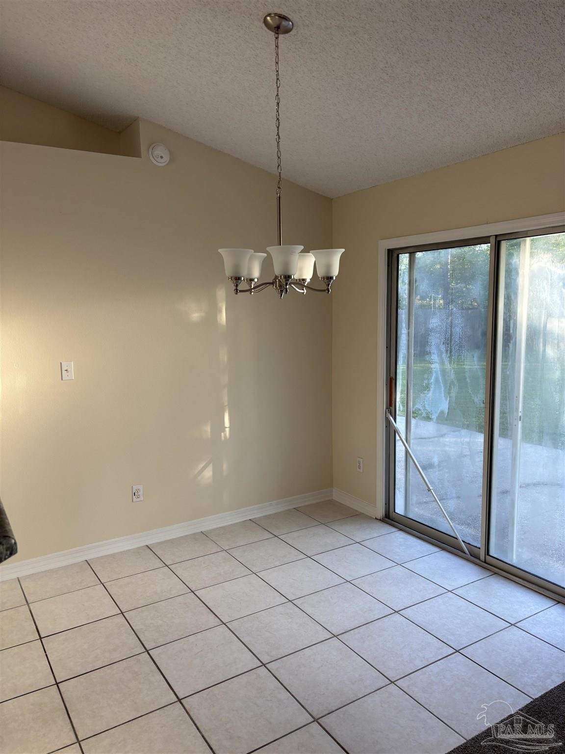 1607 Dee's Road Pensacola, FL 32506 - Photo 5 of 26