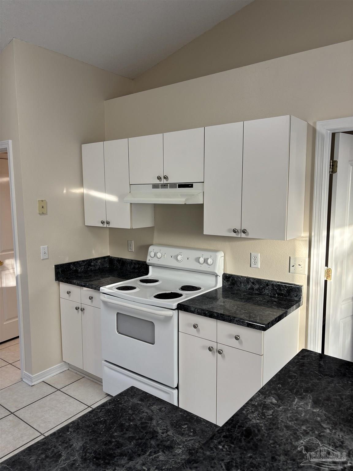 1607 Dee's Road Pensacola, FL 32506 - Photo 8 of 26