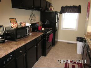 1617 South Dixon Road Kokomo, IN 46902 - Photo 3 of 10 Gallery Image 3