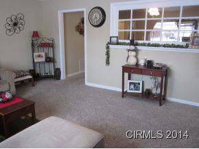 1617 South Dixon Road Kokomo, IN 46902 - Photo 6 of 10 Gallery Image 6