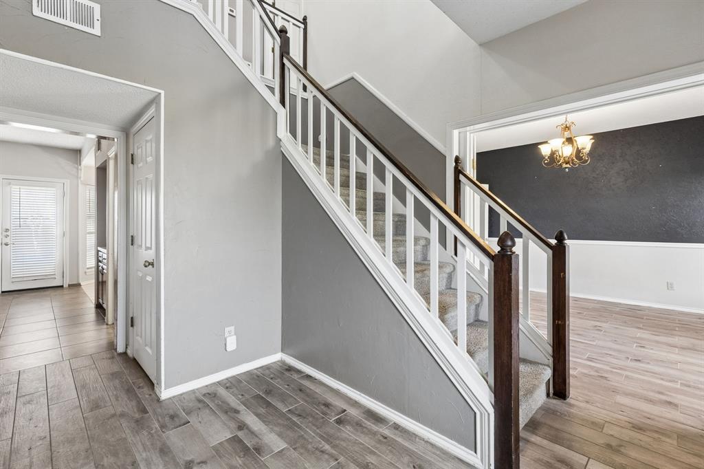 2 Rivercrest Court Allen, TX 75002 - Photo 3 of 25