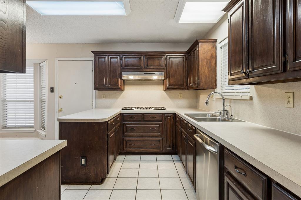 2 Rivercrest Court Allen, TX 75002 - Photo 8 of 25