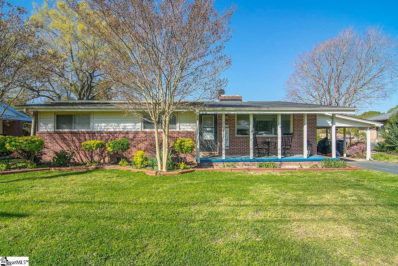302 Reeves Drive Simpsonville, SC 29681 - Photo 1 of 30 Gallery Image 1