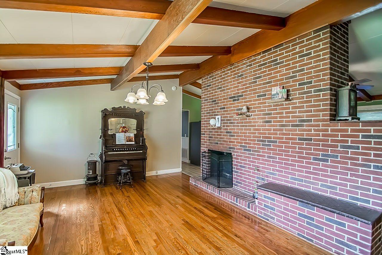 302 Reeves Drive Simpsonville, SC 29681 - Photo 11 of 30 Gallery Image 11