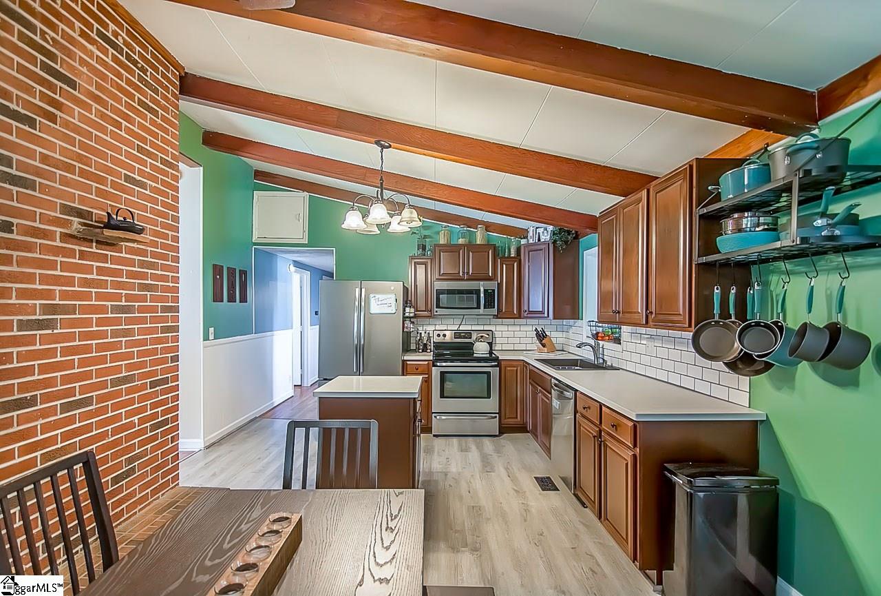 302 Reeves Drive Simpsonville, SC 29681 - Photo 16 of 30 Gallery Image 16