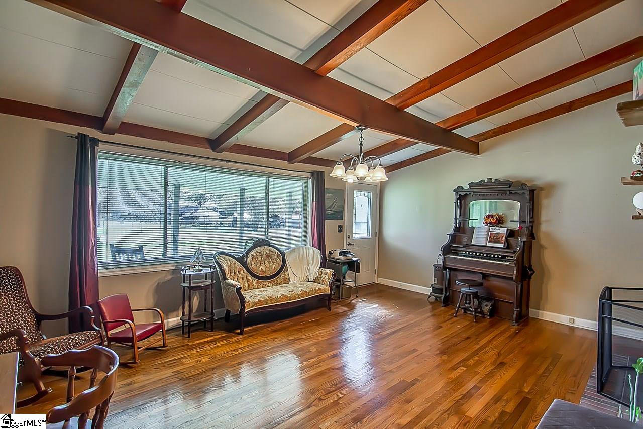 302 Reeves Drive Simpsonville, SC 29681 - Photo 10 of 30 Gallery Image 10