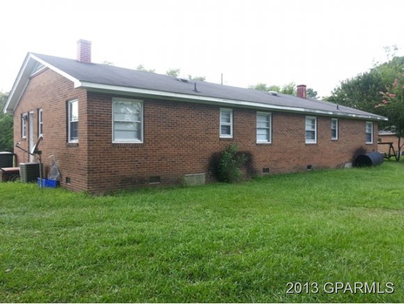 4019 Laurinburg Road Ayden, NC 28513 - Photo 4 of 6 Additional Photo