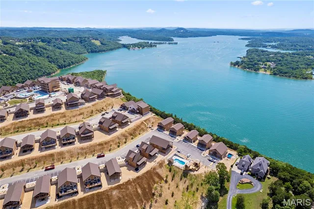 $1,389,000 | 135 Frontier Way, Kimberling City, MO 65686