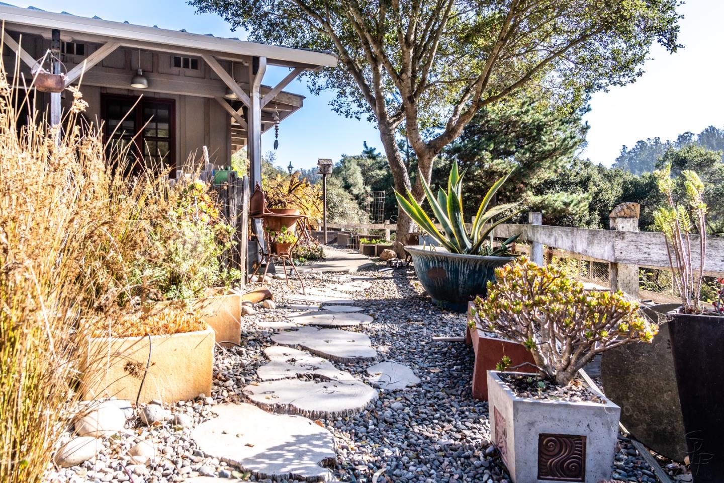 14520 Ridgecrest Road Watsonville, CA 95076 - Photo 4 of 49