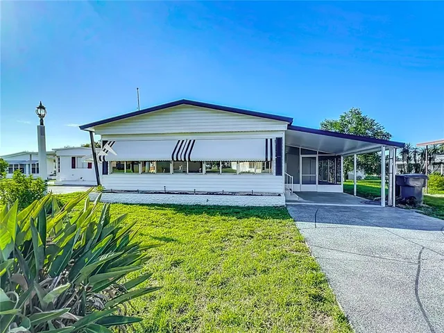 $1,250 | 140 Orangewood Drive, Unit 67, Lake Wales, FL 33898