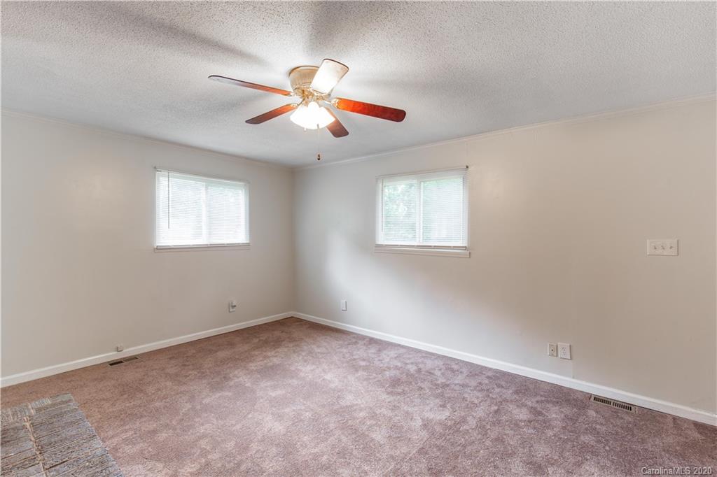5345 Wylies Mill Road Edgemoor, SC 29712 - Photo 22 of 39