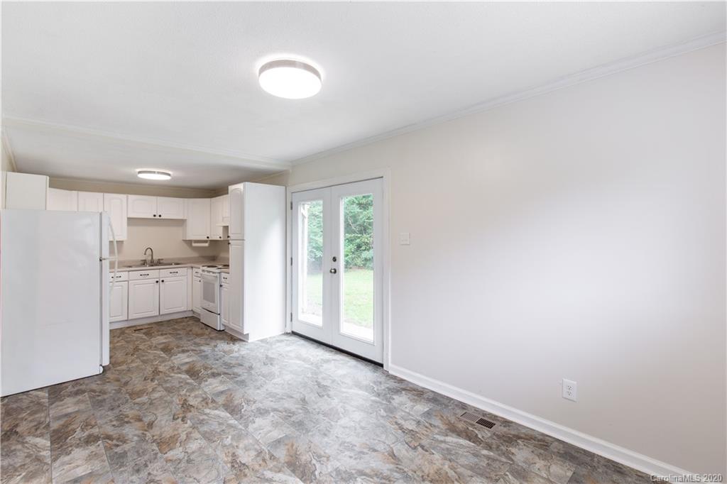 5345 Wylies Mill Road Edgemoor, SC 29712 - Photo 23 of 39