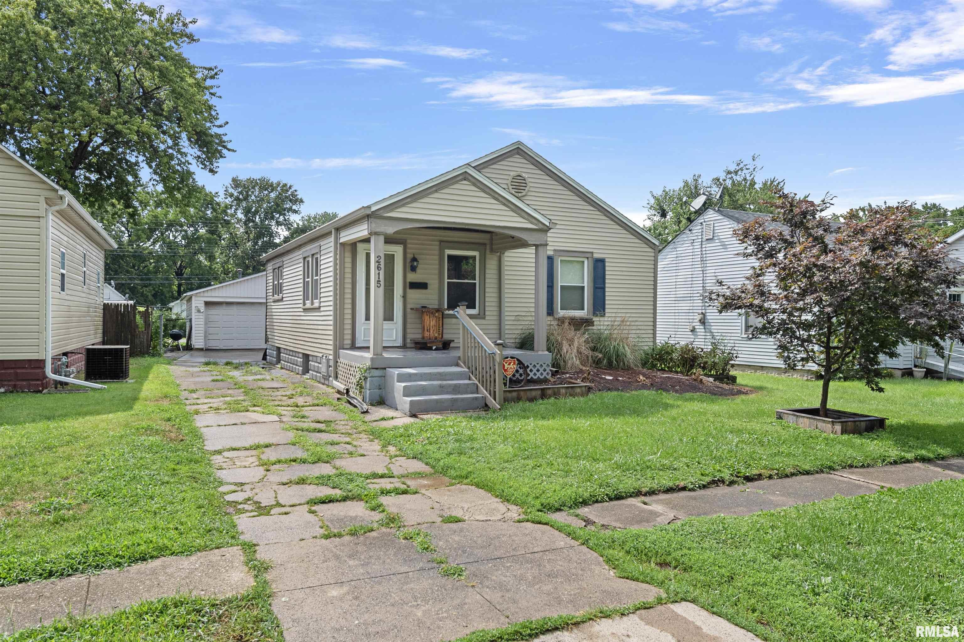2615 Holmes Avenue Springfield, IL 62704 - Photo 1 of 22 Gallery Image 1
