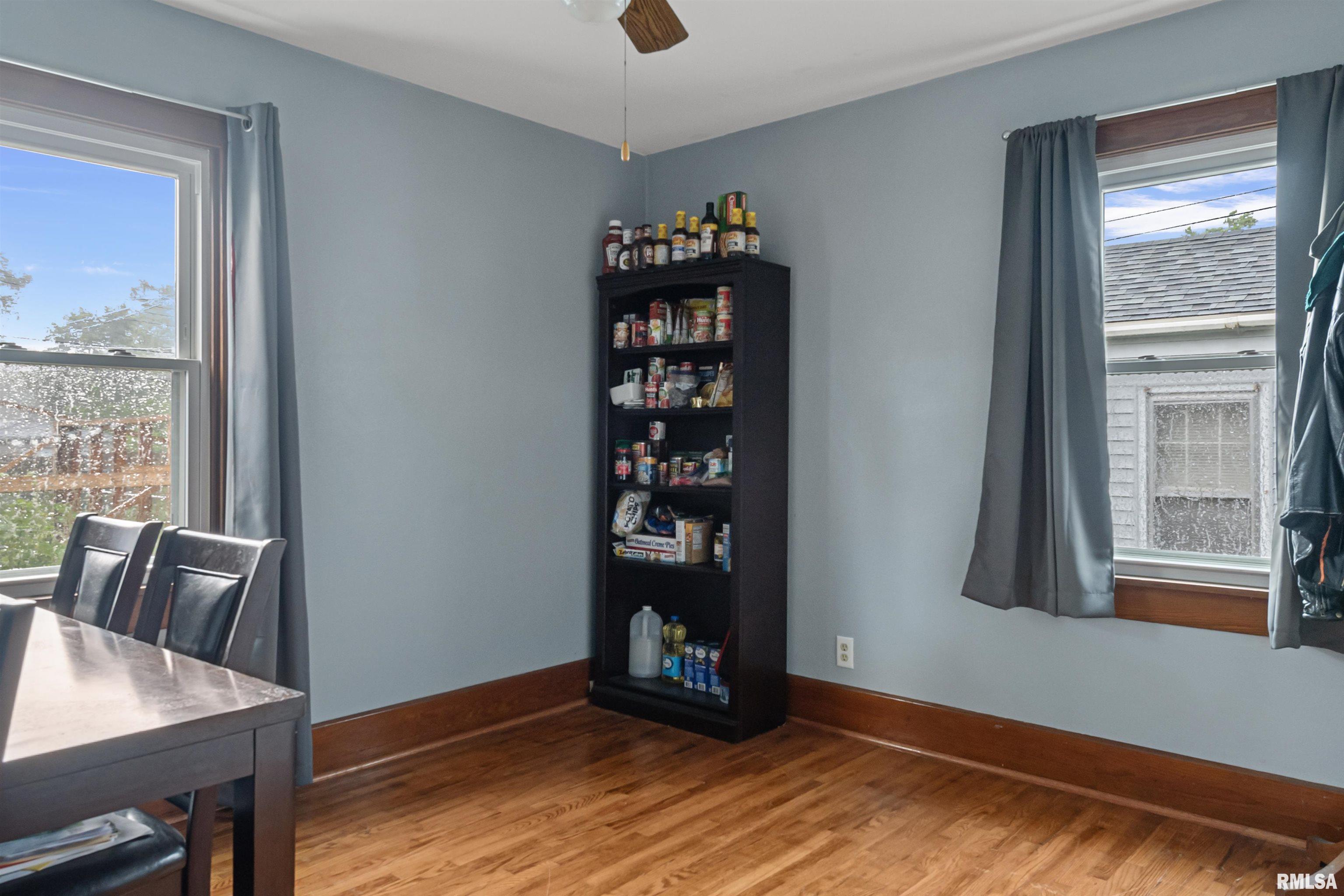 2615 Holmes Avenue Springfield, IL 62704 - Photo 13 of 22 Gallery Image 13