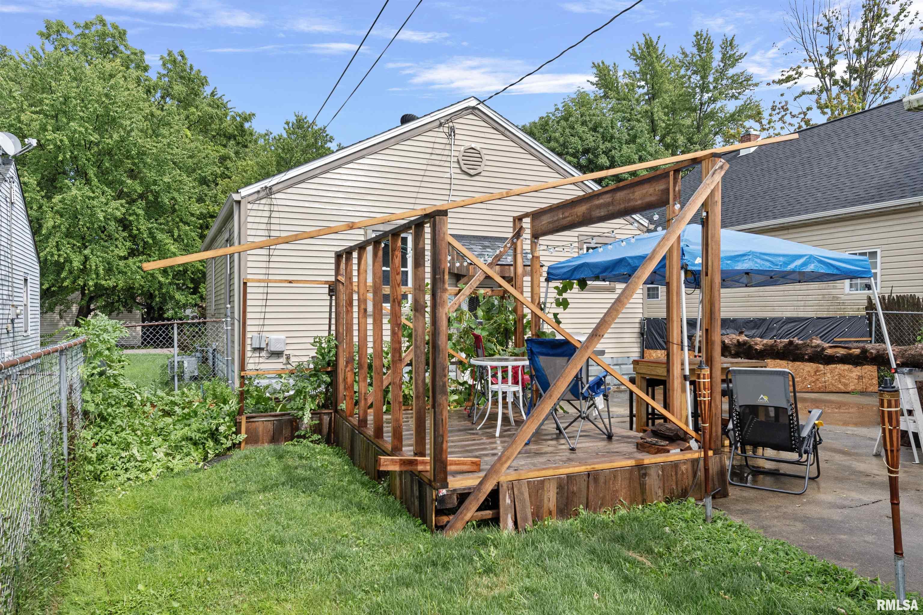 2615 Holmes Avenue Springfield, IL 62704 - Photo 20 of 22 Gallery Image 20