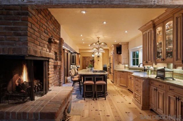 $7,995,000 | 200-2 Neptune Avenue, Encinitas, CA 92024