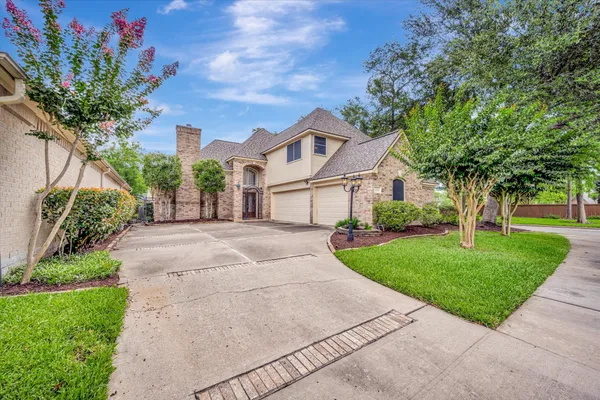 $539,000 | 14919 Redwood Cove Court, Houston, TX 77062
