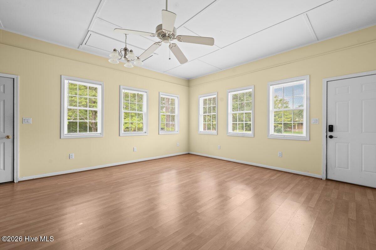 1003 Robinwood Road Aberdeen, NC 28315 - Photo 17 of 29 Bonus room