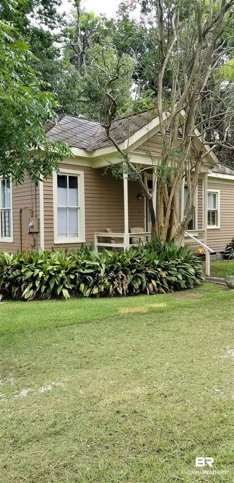1109 Government Street Mobile, AL 36604 - Photo 2 of 13