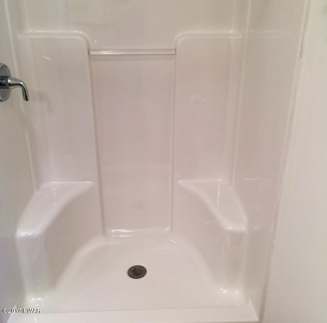 107 Butternut Road Milford, PA 18337 - Photo 21 of 23