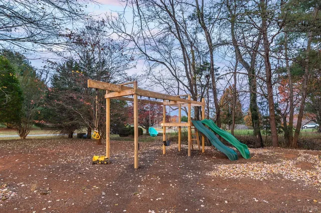 $819,900 | 405 Meadowridge Drive, Lynchburg, VA 24503