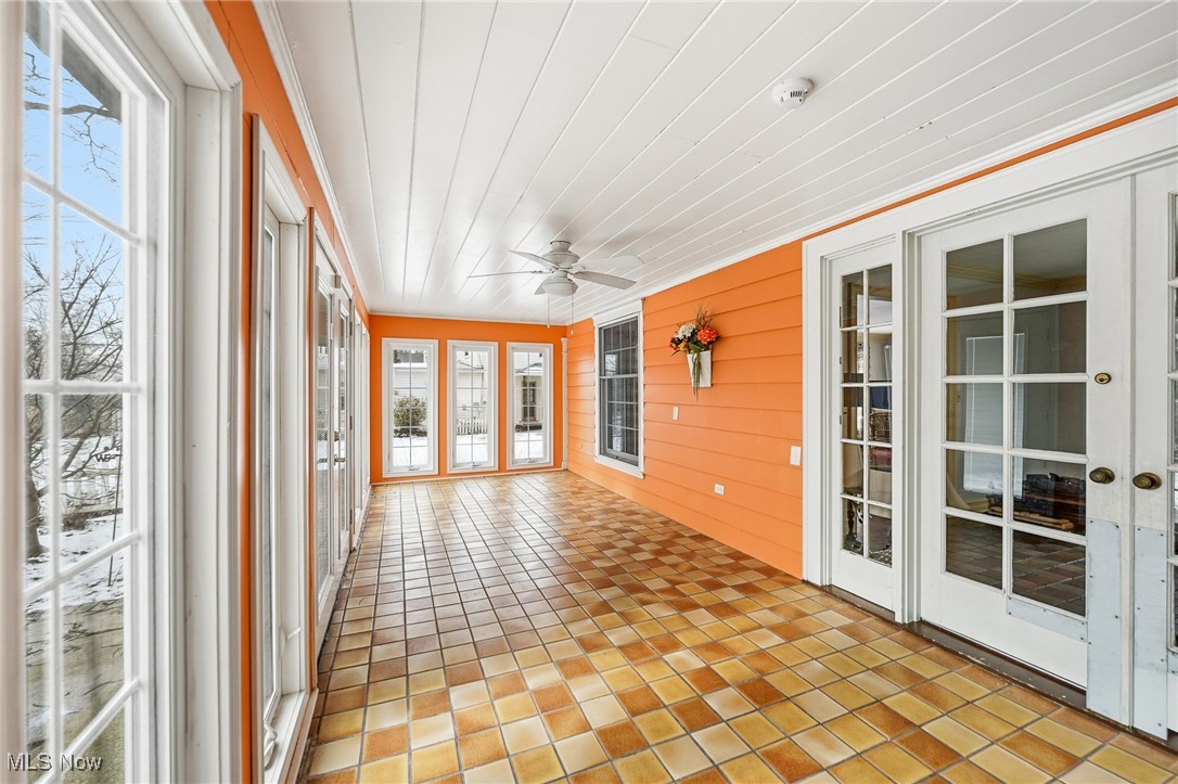 153 Overhill Road Youngstown, OH 44512 - Photo 12 of 49 Gallery Image 12