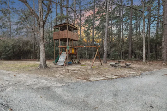 $925,000 | 13537 Laramie Trail, Montgomery, TX 77316