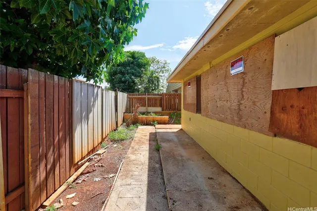 $245,000 | 85-135 Ala Akau Street, Unit H, Waianae, HI 96792