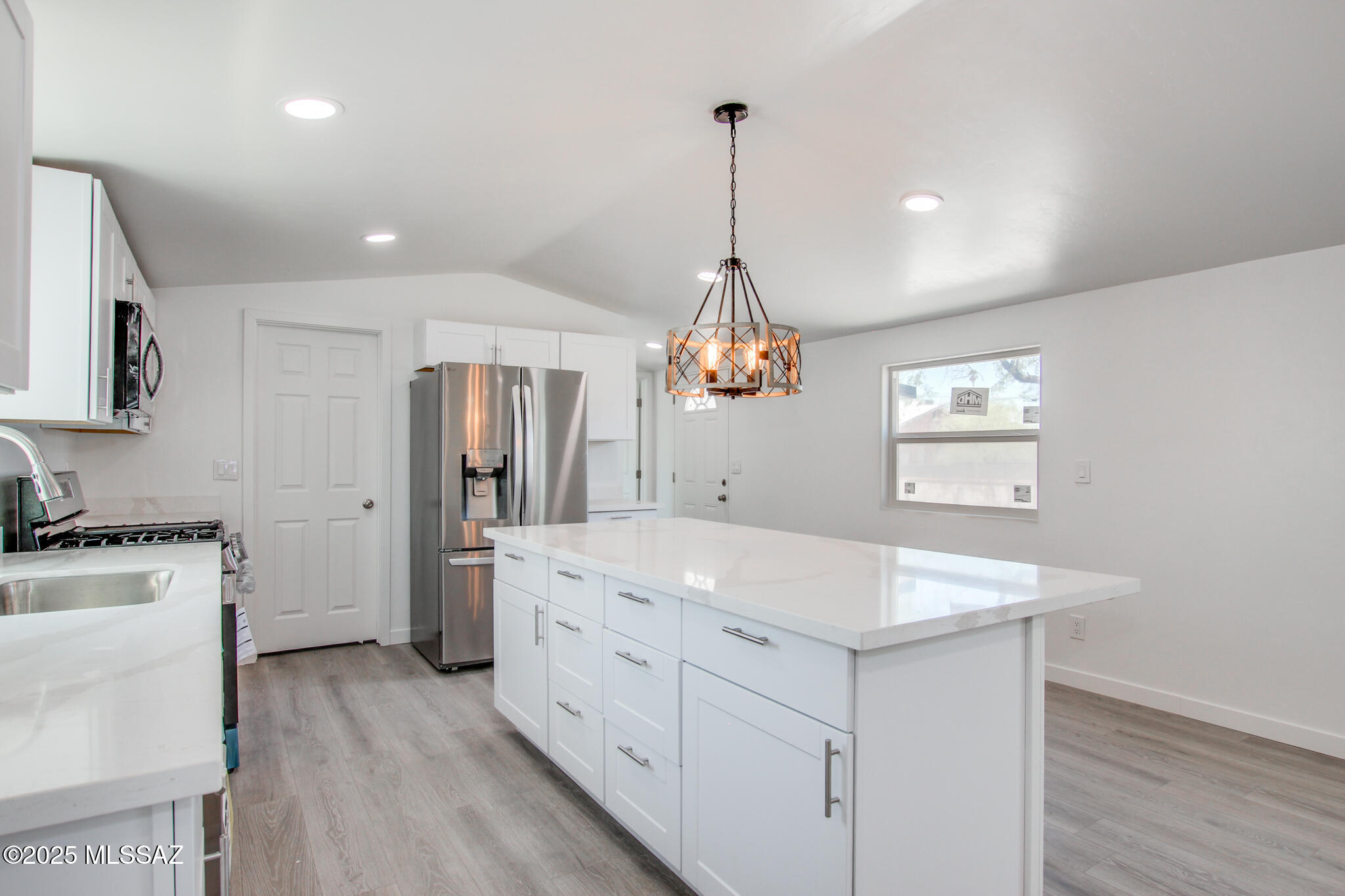 2801 West Roadrunner Road Tucson, AZ 85746 - Photo 9 of 20 Gallery Image 9