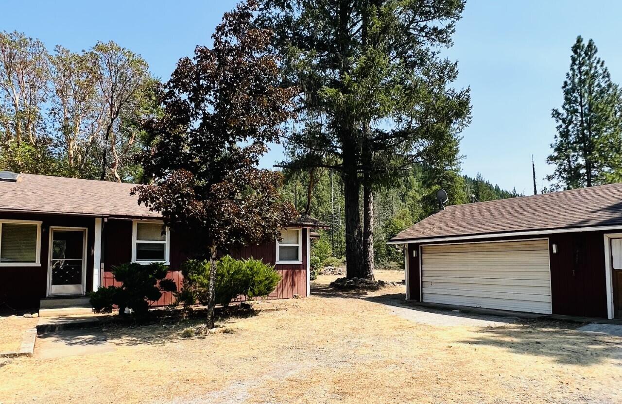 6629 Rockydale Road Cave Junction, OR 97523 - Photo 2 of 38 Facade 1