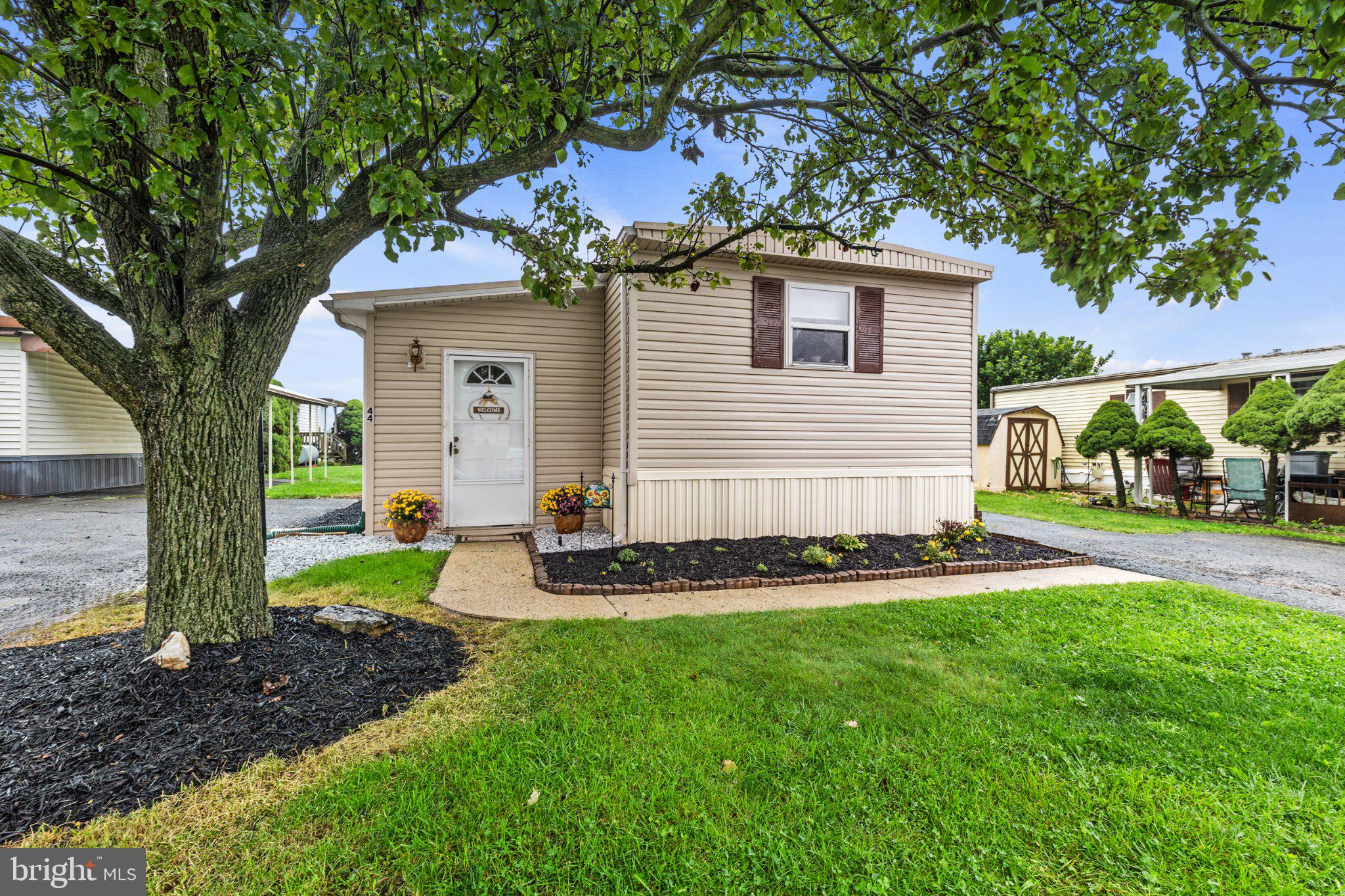 44 Ridgewood Manor Manheim, PA 17545 - Photo 1 of 22 Gallery Image 1