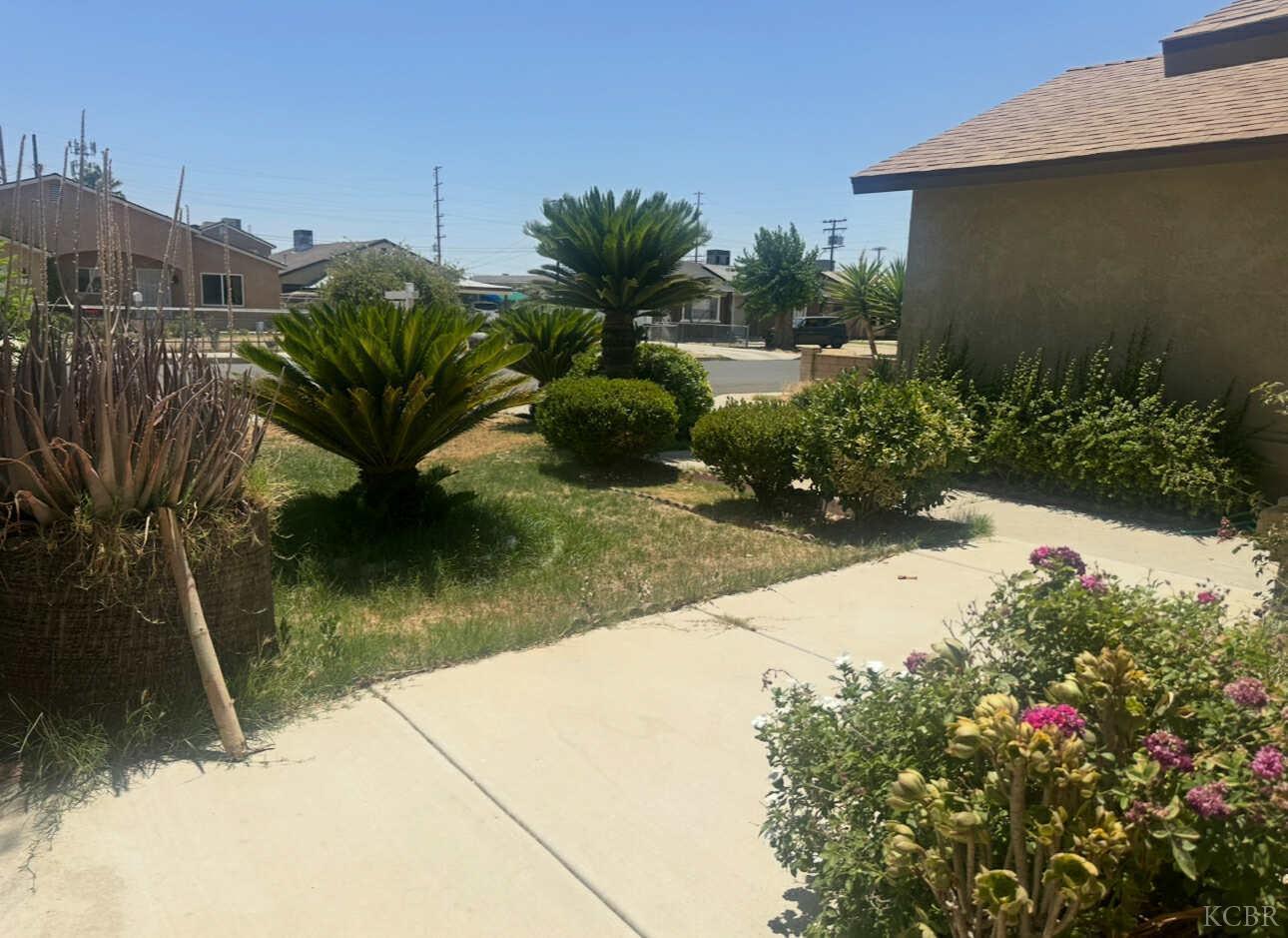 725 18th Place Delano, CA 93215 - Photo 13 of 16