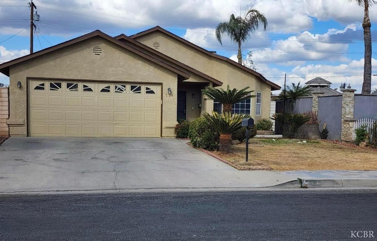 725 18th Place Delano, CA 93215 - Photo 16 of 16