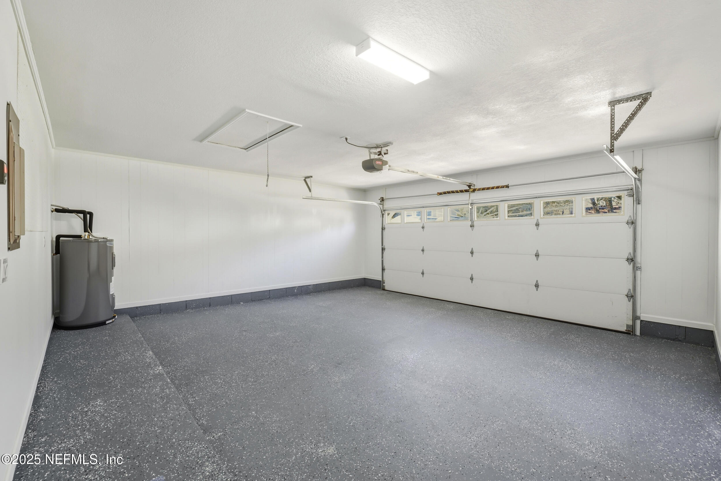 11455 Scott Mill Road Jacksonville, FL 32223 - Photo 44 of 46 a view of a garage