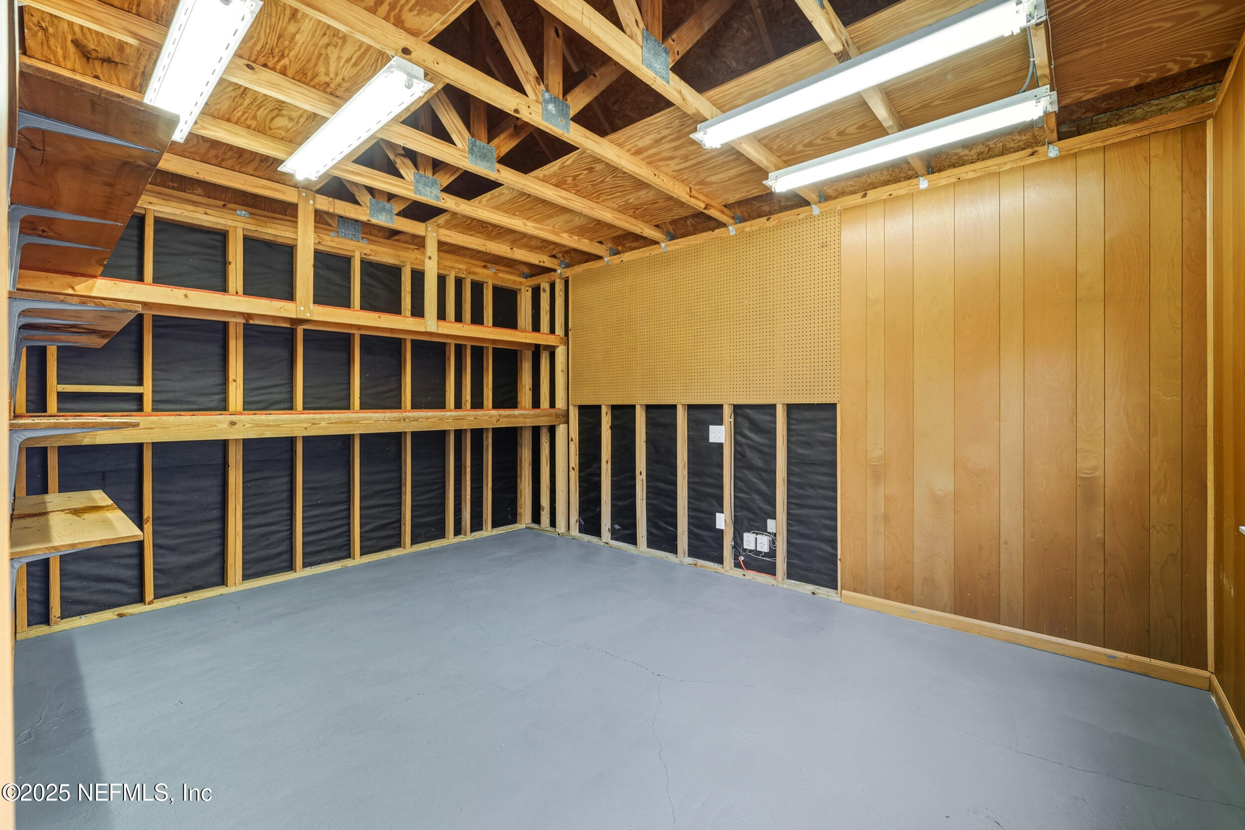 11455 Scott Mill Road Jacksonville, FL 32223 - Photo 45 of 46 a view of an empty room with a window