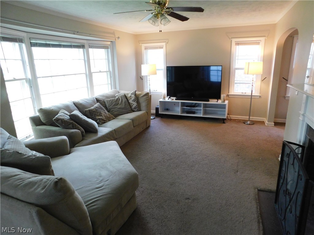 3714 Bainbridge Road Cleveland Heights, OH 44118 - Photo 3 of 28