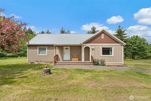 $329,900 | 702 King Road, Winlock, WA 98596