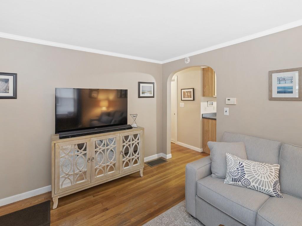 647 Trapelo Road Waltham, MA 02452 - Photo 16 of 35 Gallery Image 16