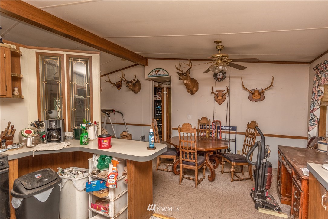115 Island Road Toledo, WA 98591 - Photo 11 of 22 a outdoor space with lots of tables and chairs