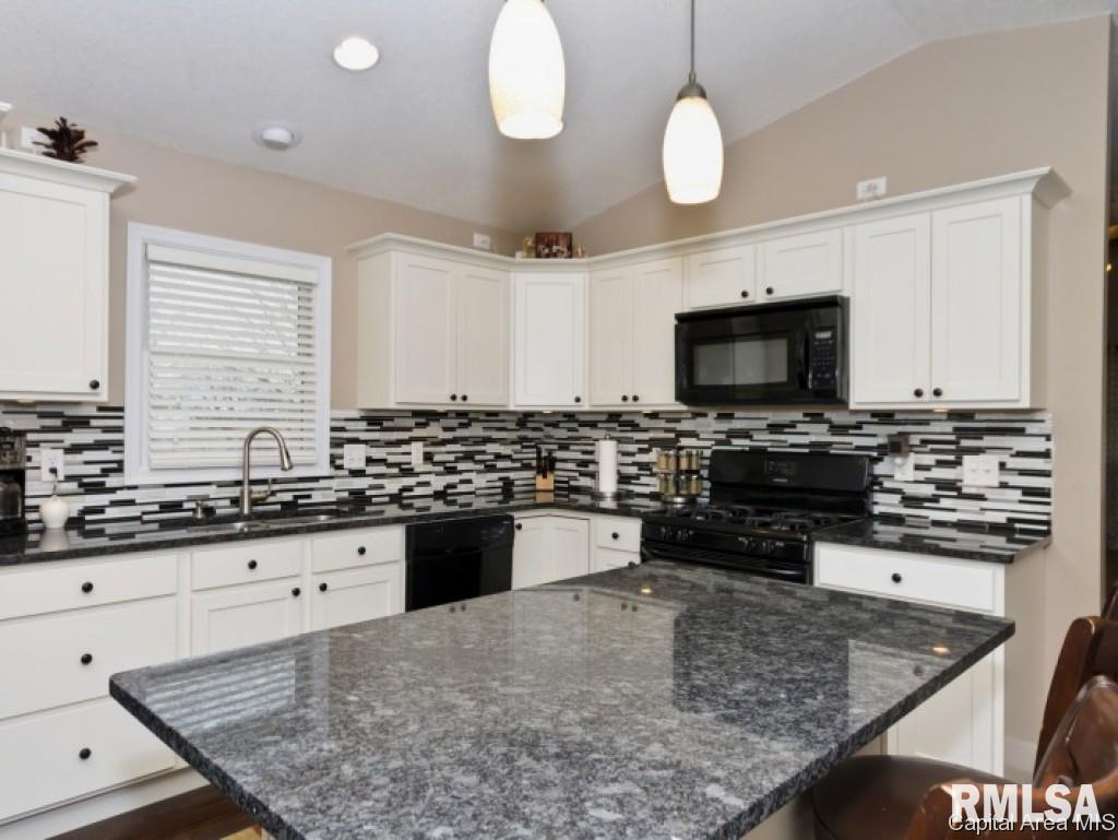 100 Post Road Virden, IL 62690 - Photo 6 of 23