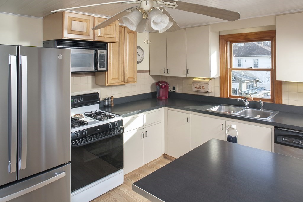 47 Nantasket Road Hull, MA 02045 - Photo 5 of 13