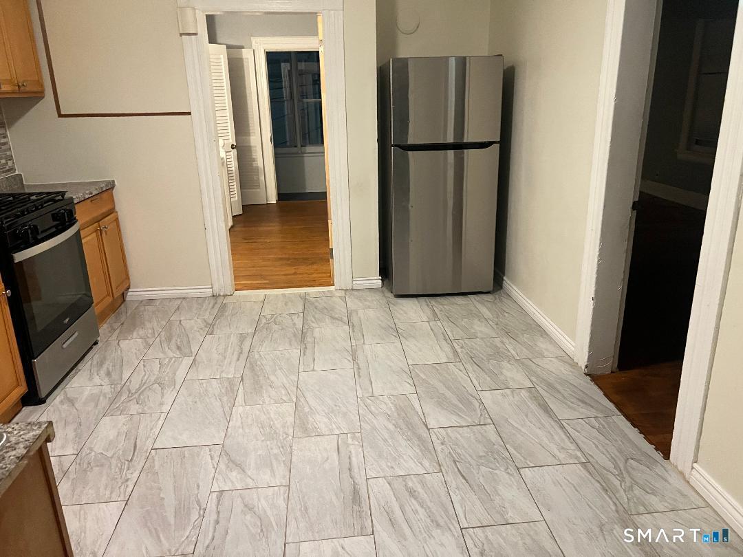 36-38 Pleasant Street, Unit 2 Bridgeport, CT 06608 - Photo 2 of 8